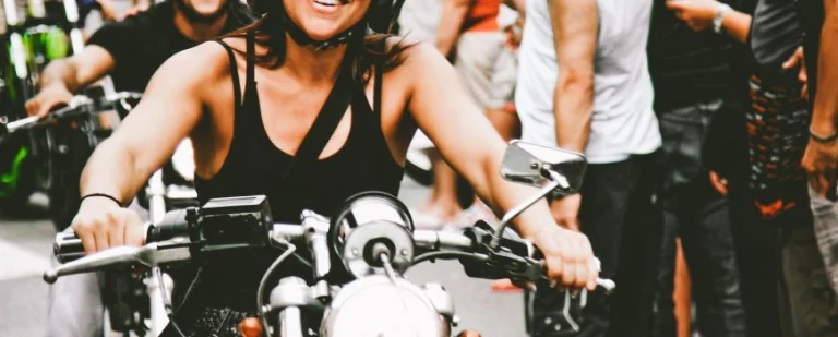 ¿Existen las motos para mujeres?